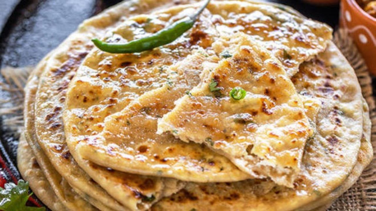 Paneer Paratha, Flavoured Yogurt, Pickle