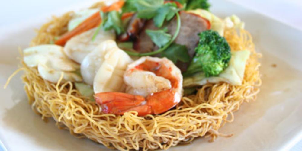 Seafood Crispy Chow Mein