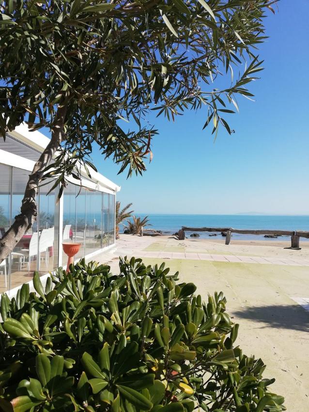 Ristorante sulla spiaggia del Lido Diamante